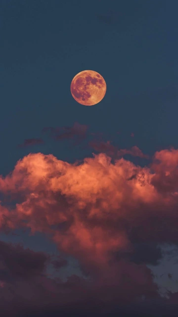 Clouds & Moon 4K