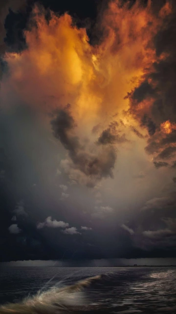 Dark Clouds 4K