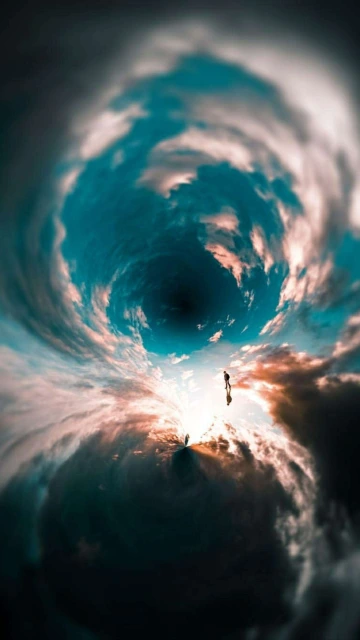 Double Rounded Sky 4K