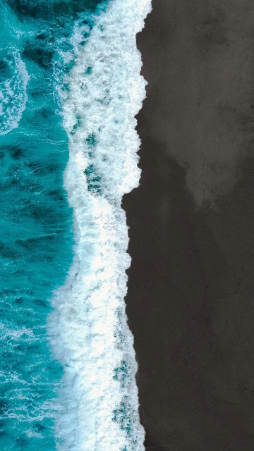 Land Stains 4K