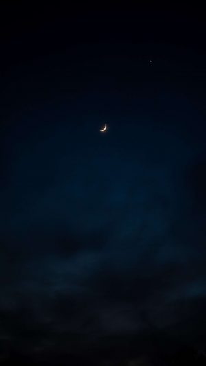 Starry Sky With Moon 4K Phone Wallpaper 300x533 - Black Wallpapers