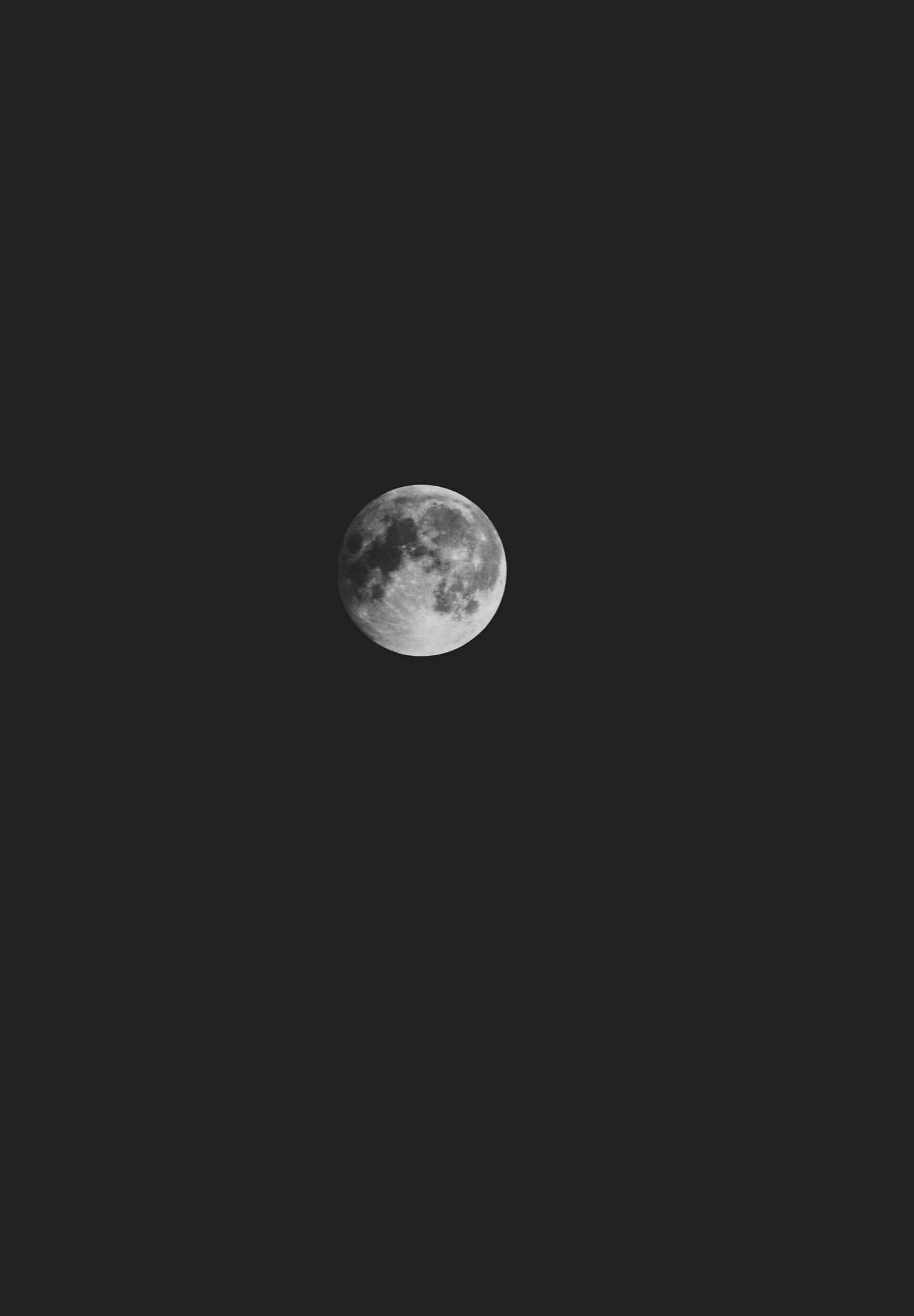 Moon Wallpaper 4K iOS 11 790